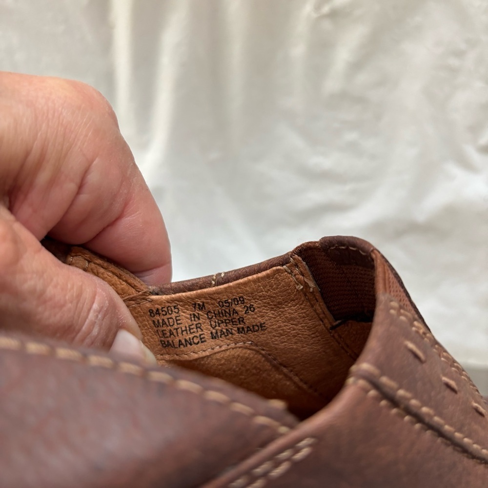 Clarks Artisan Trapelo Brown Leather Clog SZ 7 M NWOT only tried on - Picture 7 of 13